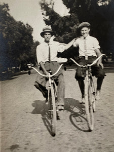 Two Buds On Bikes Snapshot