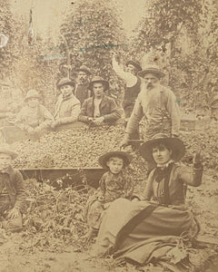 Hops Pickers Cabinet Card